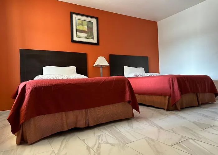 Lux Inn And Suites