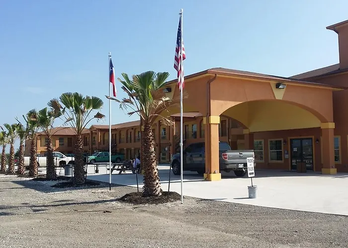 Texan Inn And Suites Tilden